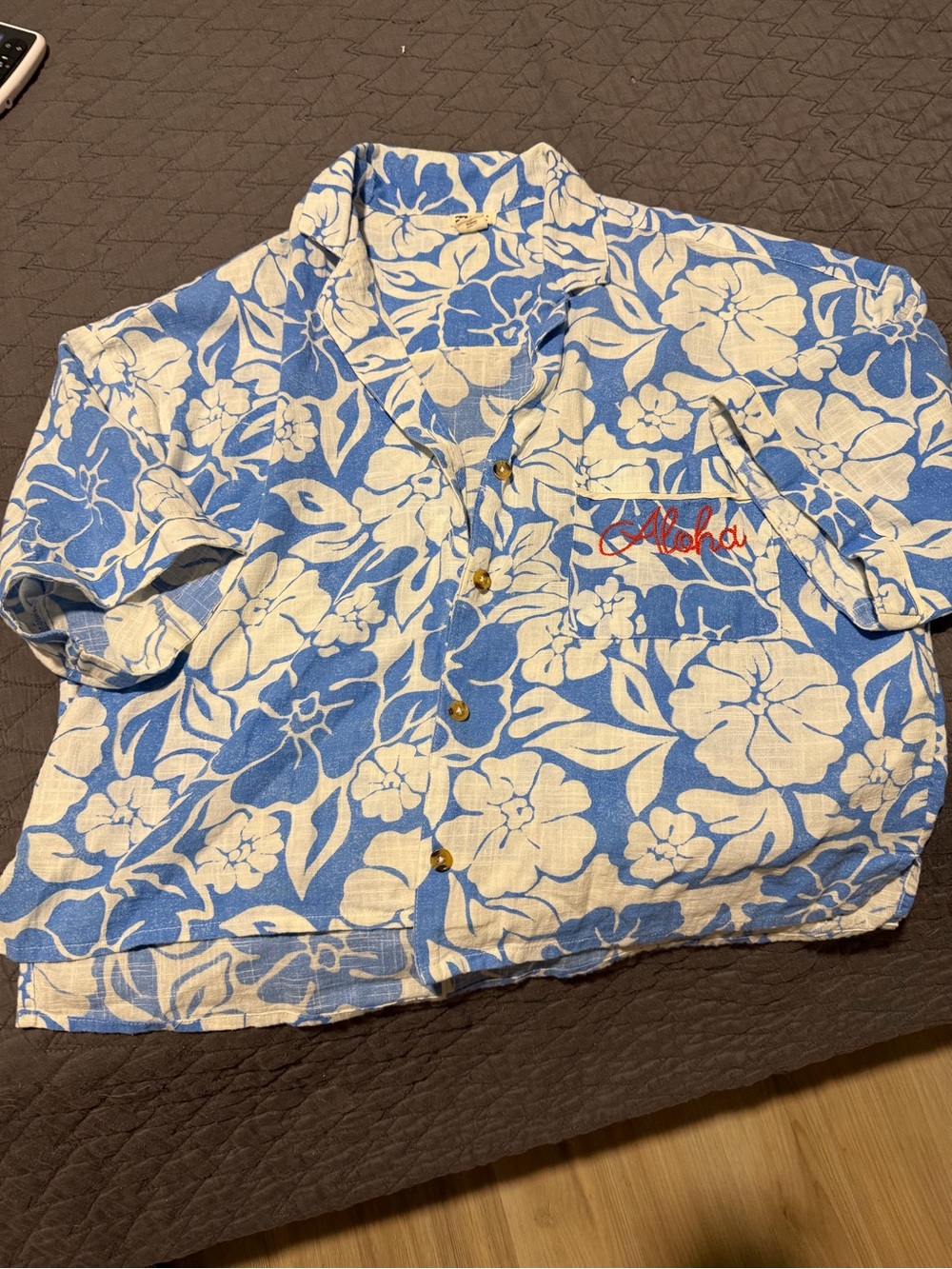 Billabong Floral Aloha/Mahalo Stitched Button-Up Shirt